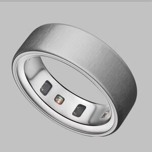 Oura Ring 4 Titanium Smart Ring Size 8 Silver Sleep Fitness Health Tracker NEW